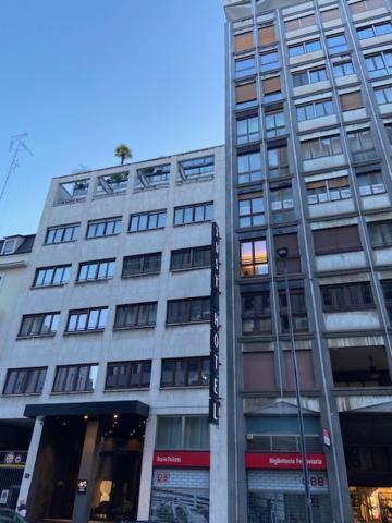 Napo29 Mailand